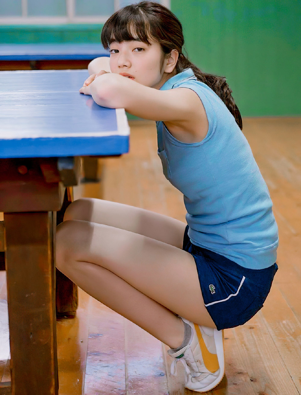 海角社区的亲情与背叛：她发现父母的死因竟